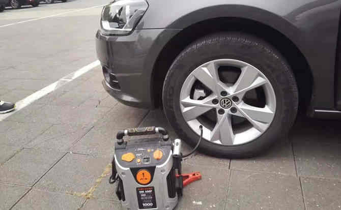 凤凰汽车搭电案例